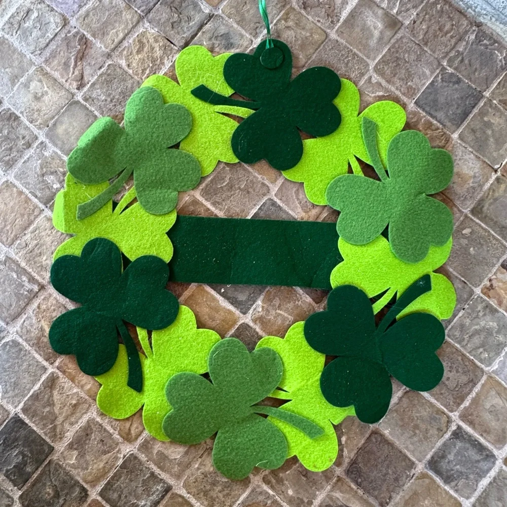 St. Patrick's Day Party Decoration Set - Green and Gold